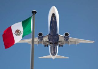 Avión