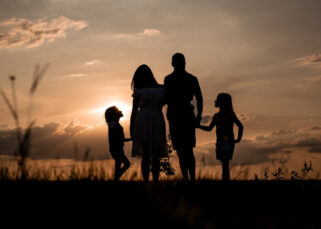 Familia