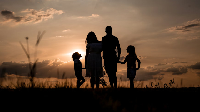 Familia